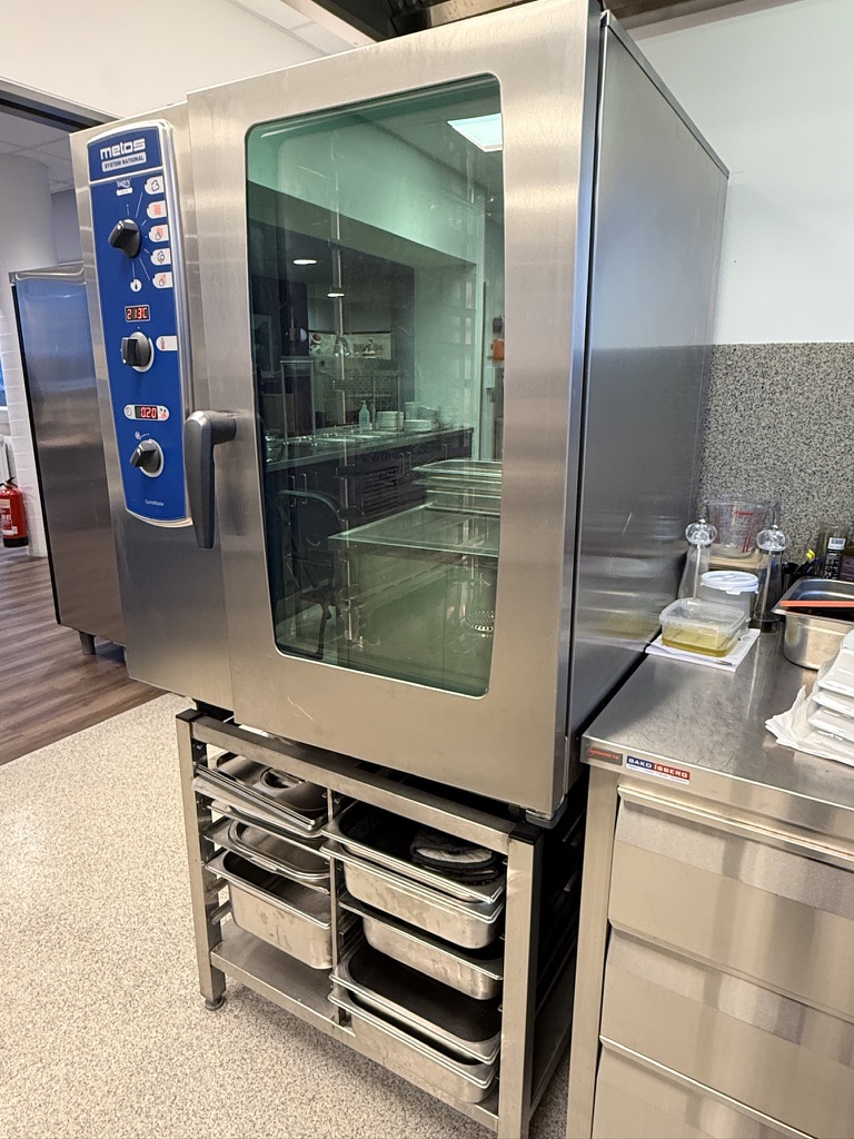 SELT / SOLD Metos System Rational MCM 101, 10 bakka blástursofn 4