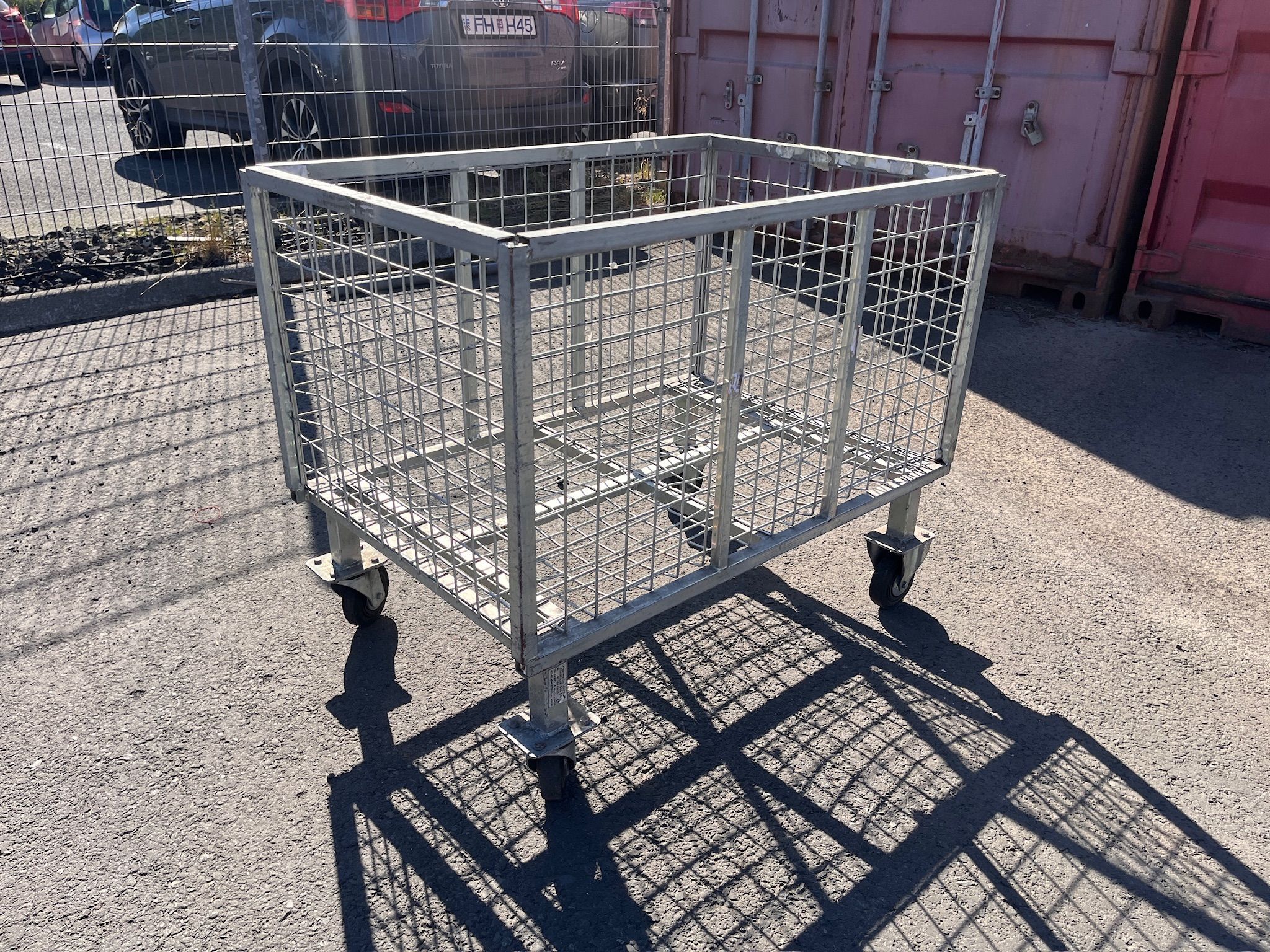 SELT / SOLD Serelle stálgrindarvagnar 7
