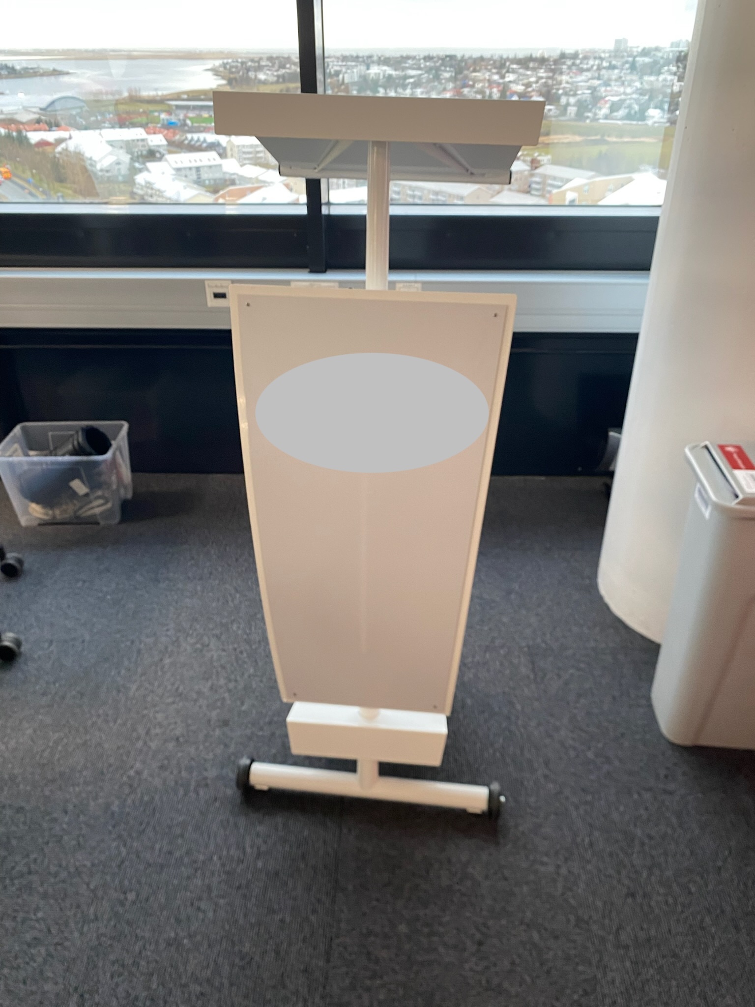 SELT / SOLD Glæsilegt ræðupúlt 4