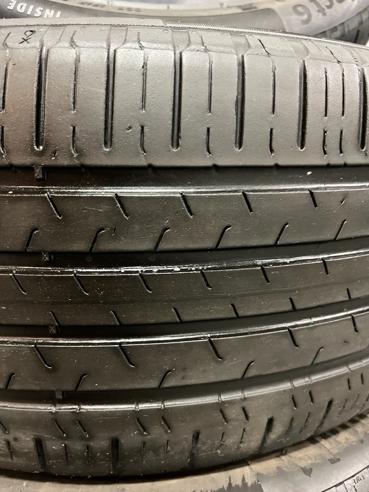 SELT / SOLD Continental sumardekk, 225/45/R18 3