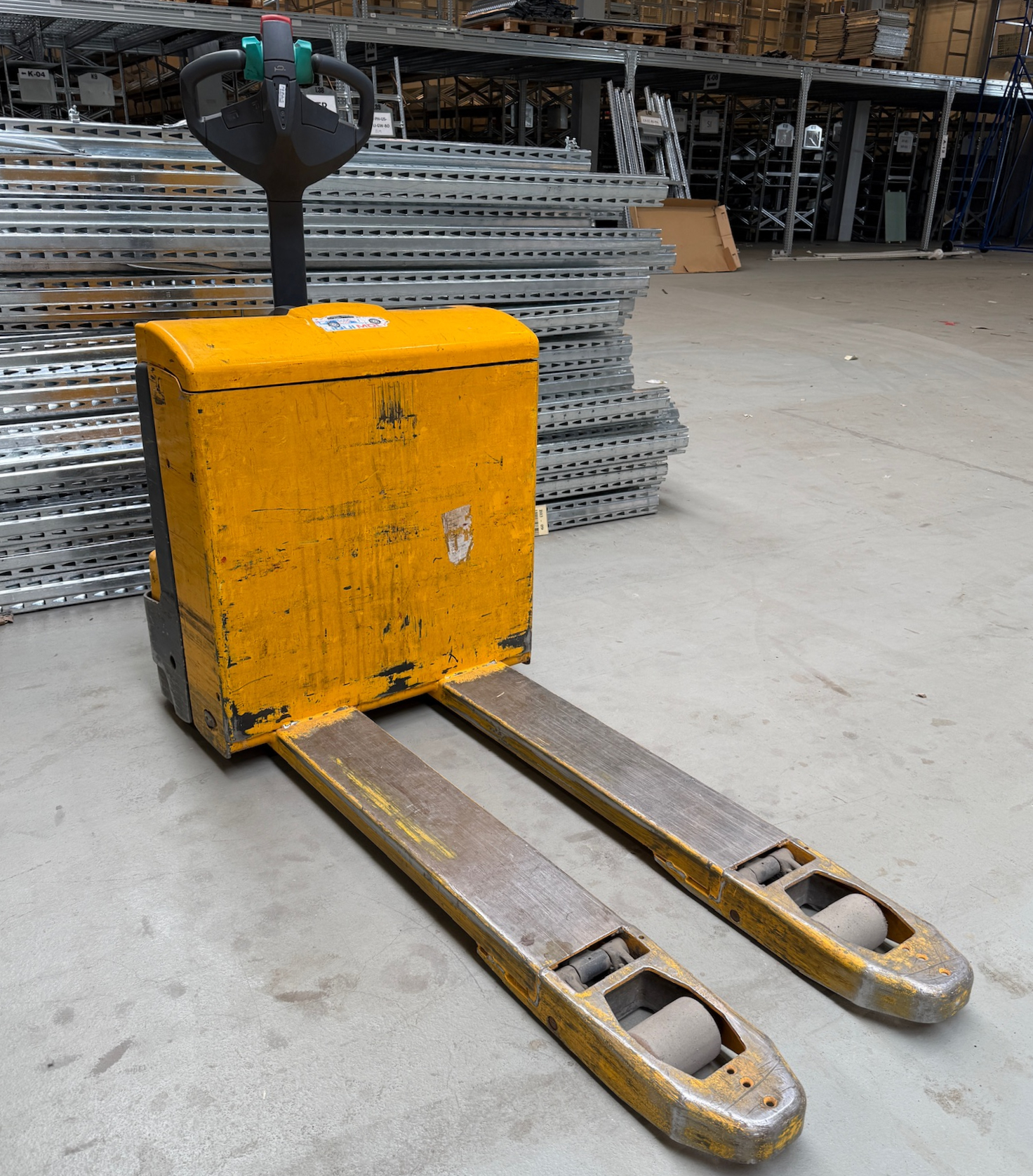 Jungheinrich rafmagnstjakkur, 1600kg. 2