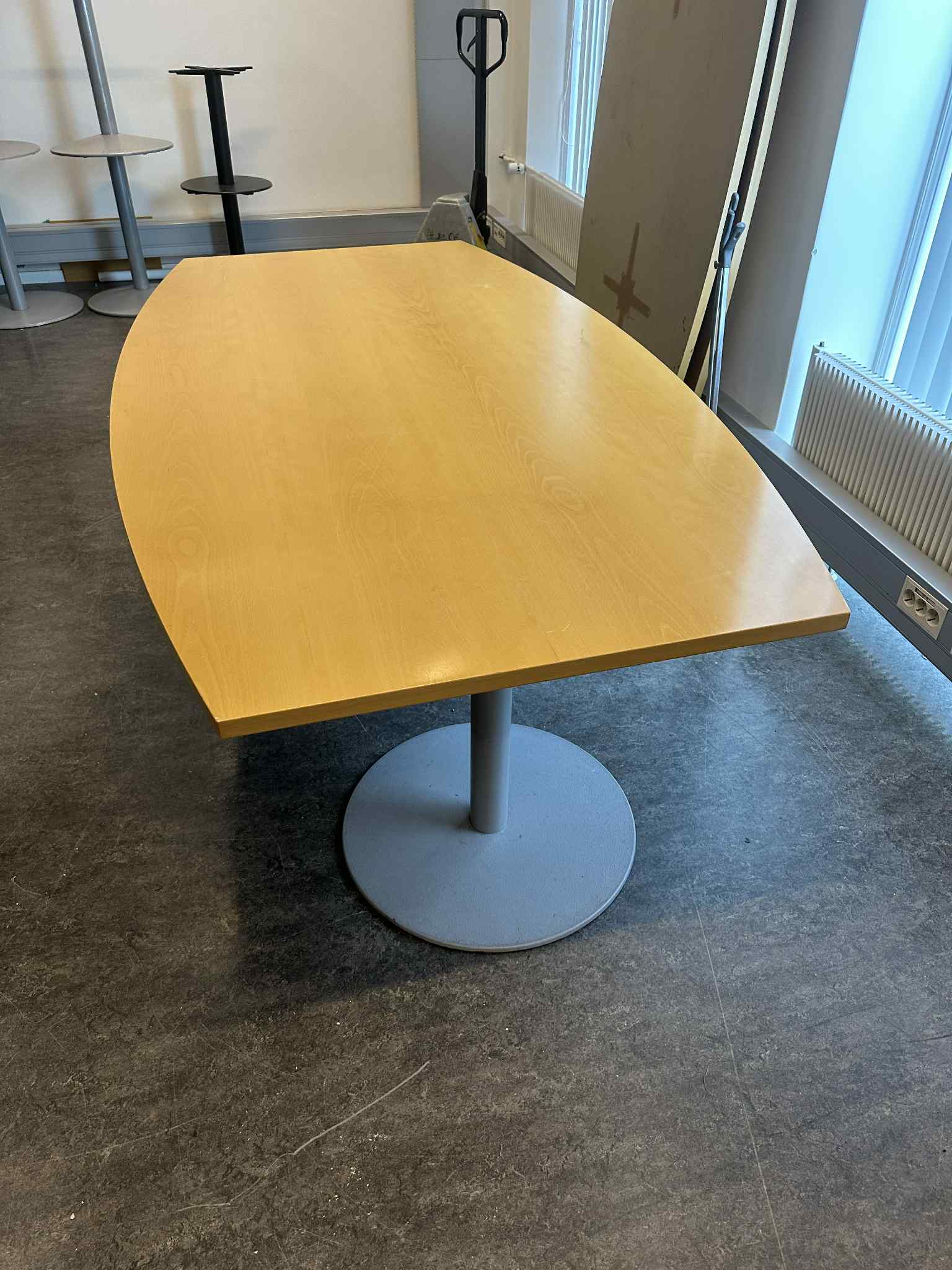 SELT / SOLD Fundarborð 6-8 manna 200x110sm. 5