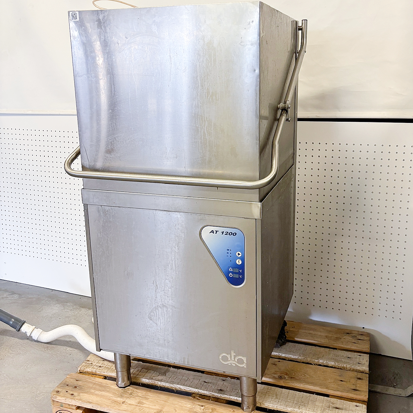 SELT / SOLD ATA-AT1200 húddvél 10 kw.