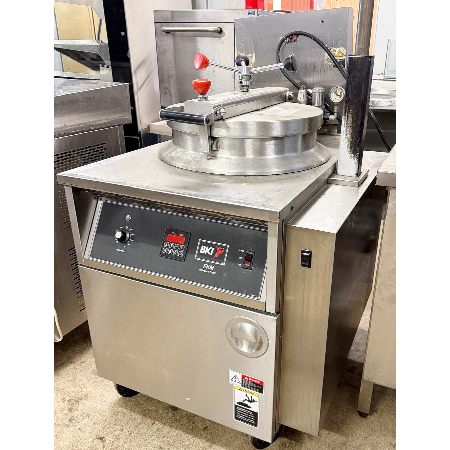 BKI djúpsteikingar þrýstipottur (pressure fryer) 2