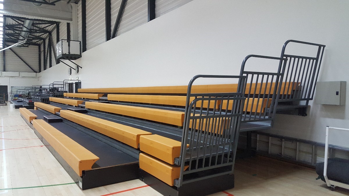 SELT / SOLD - Áhorfendastúka - stúka fyrir alls 200 manns - áhorfendastúkur - s 2